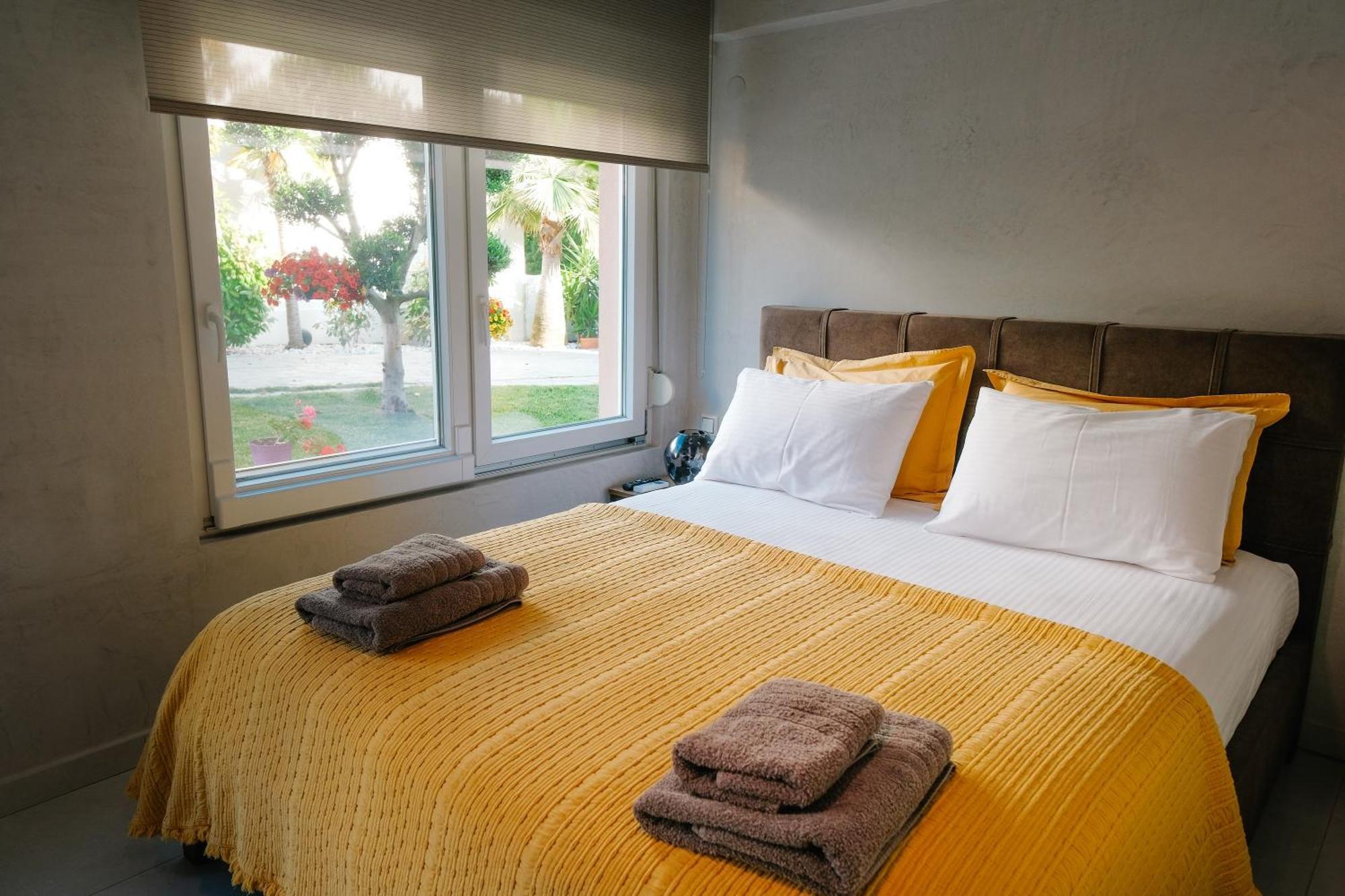 Dioni Luxury House Villa Nea Iraklitsa Ngoại thất bức ảnh